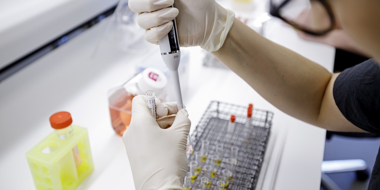 Denmark covid Photo by Statens Serum Institut SSI.jpg