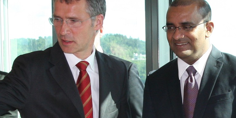 jagdeo_stoltenberg_cropped.jpg