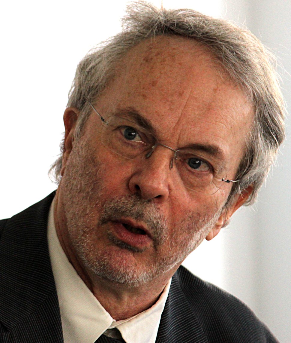 henning_cropped.jpg